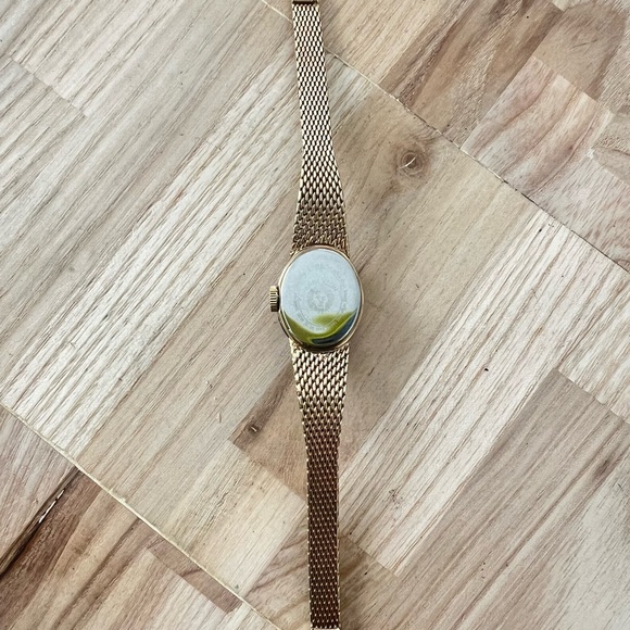 Rare Vintage Anne Klein peek-a-boo diamond Swiss cocktail watch NEW BATT… main image 11